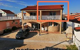 Apartment Loder
